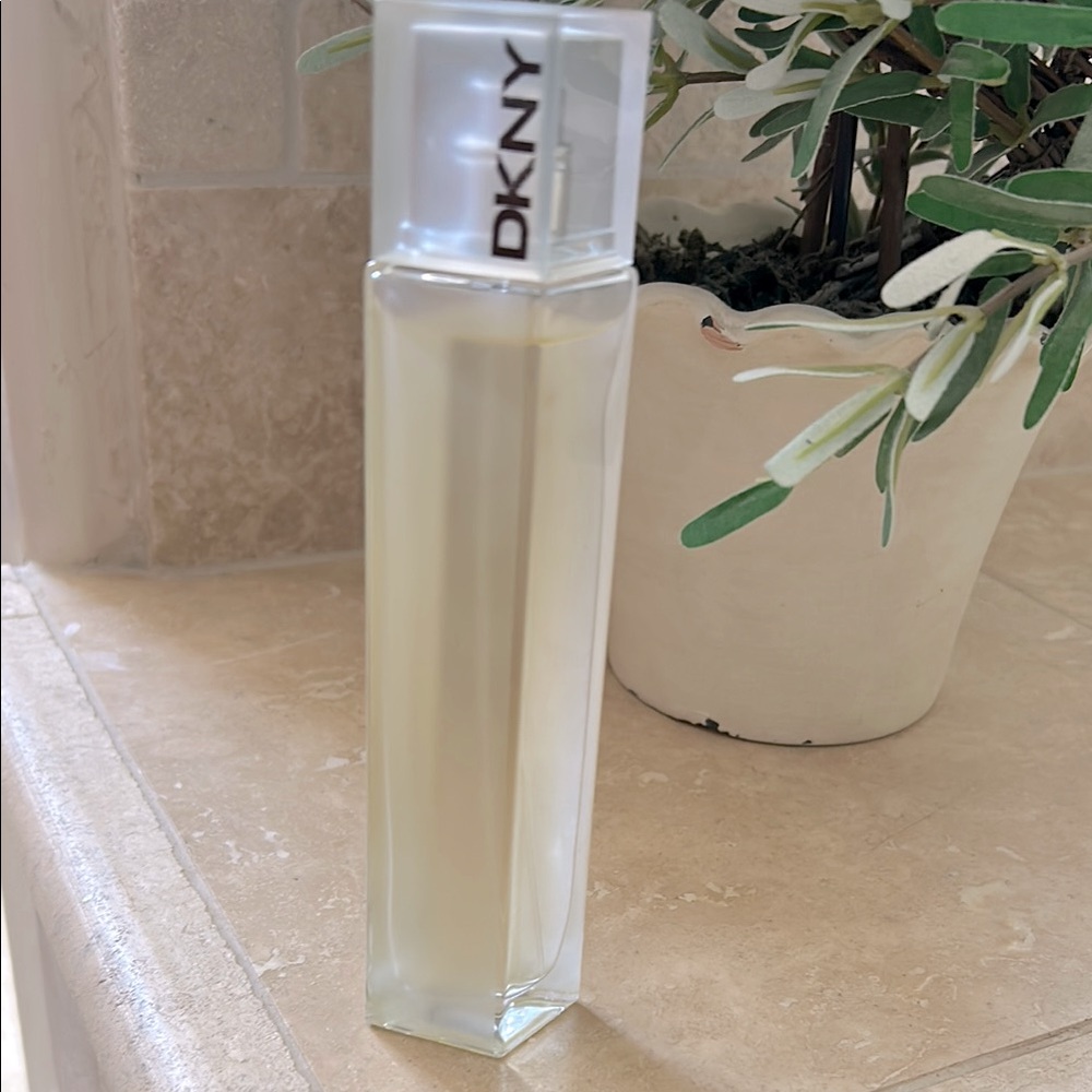 DKNY fragrance